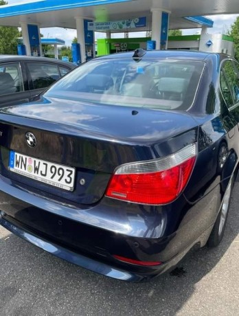 llbyaa-bmw-520i-22-2004-big-0