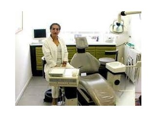 الدكتورة صبحية حسين بديان دكتور أسنان عربي في دوسلدورف