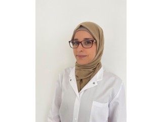 الدكتورة علياء اللصسمه دكتور جلدية عربي في دويسبورغ