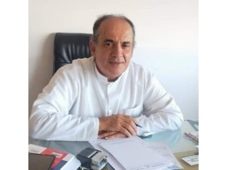 الدكتور رافي ناصر دكتور باطنية عربي