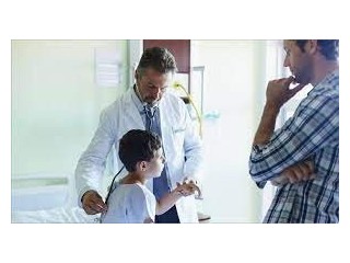 الدكتور سعيد الحاج براء دكتور أطفال عربي في كولن