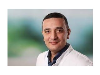 الدكتور جلال عثمان دكتور أعصاب عربي في برلين
