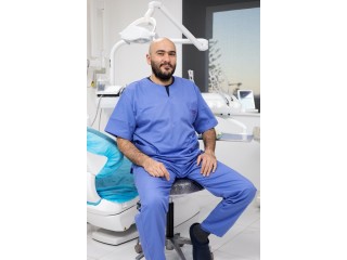 الدكتور محمد المحاميد دكتور أسنان عربي في شتوتغارت