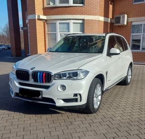 syar-loh-aokrany-llbyaa-bmw-x5-2015-big-0